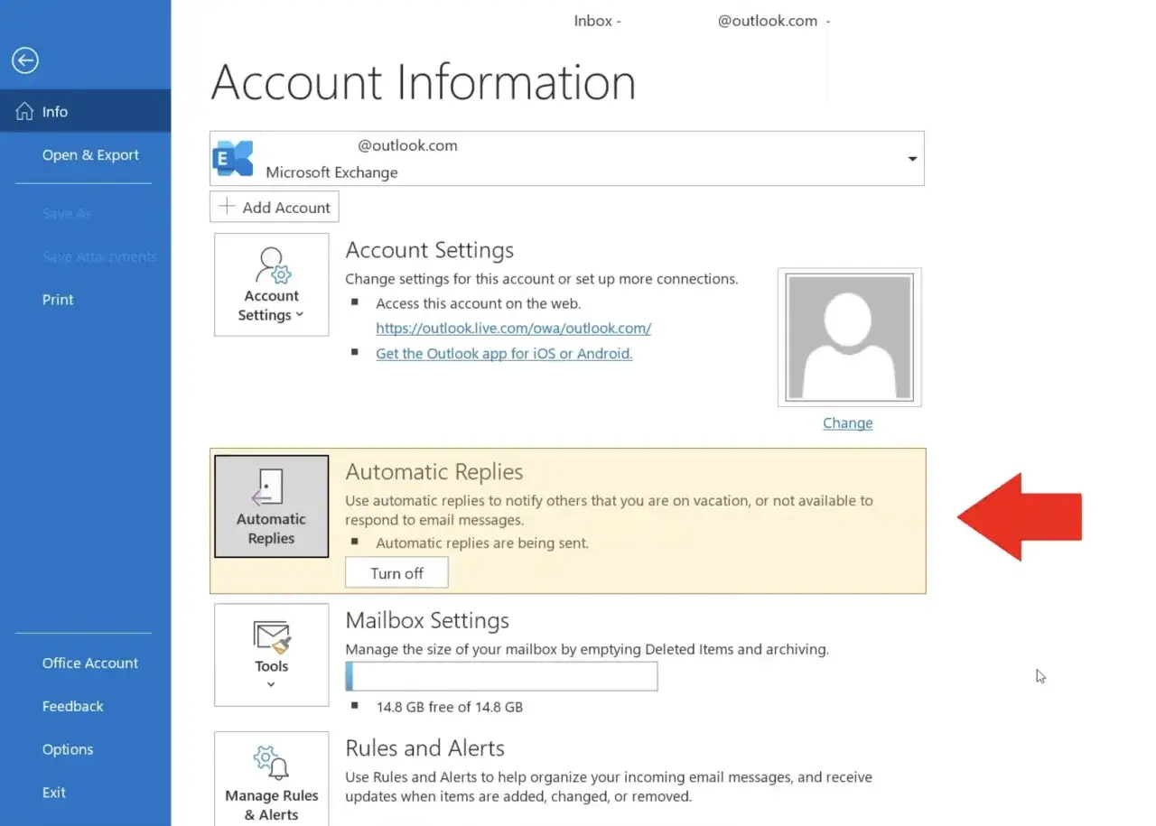 Outlook-Einstellungen: Abwesenheitsnotiz auf Englisch einrichten. Automatische Antworten f&uuml;r Urlaubsbenachrichtigungen.